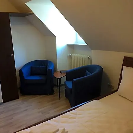 Kolping Im Warsberger Hof * 트리어