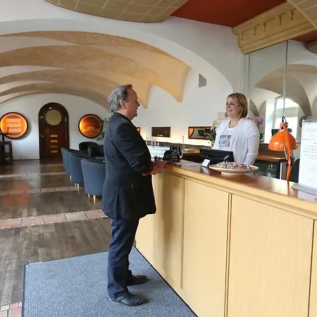 Hostel Kolping Im Warsberger Hof