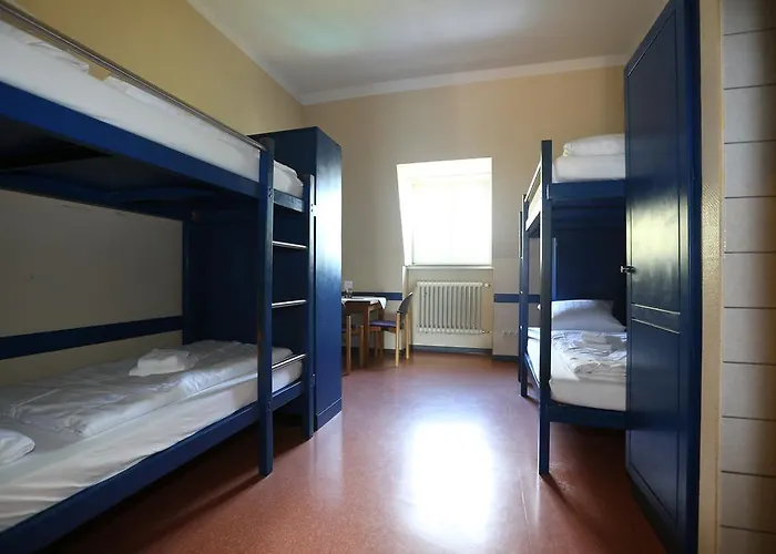 Kolping Im Warsberger Hof * 特里尔