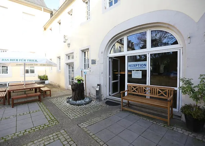 Kolping Im Warsberger Hof 特里尔